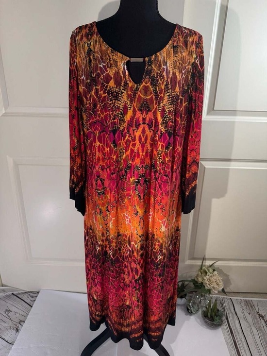 Glamour Dresses & Skirts - Glamour Women's Long Sleeve Dress in Red and Orange Abstract Animal Print 16W